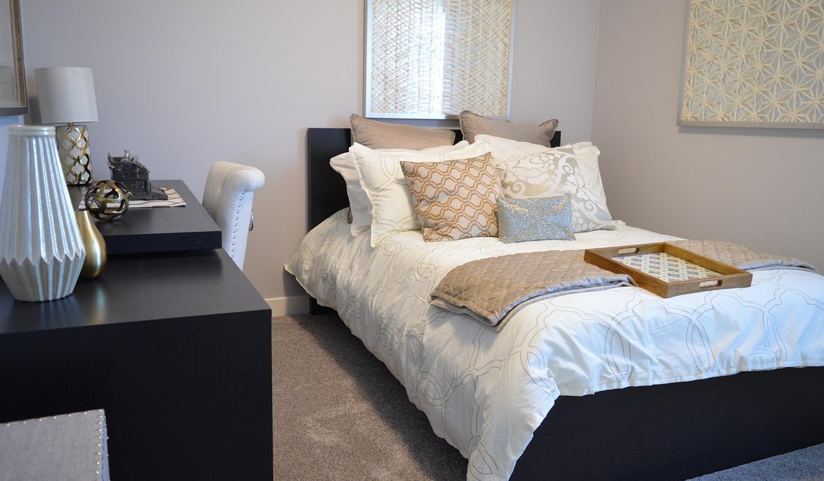 No-drill rental decorating ideas that feel personal