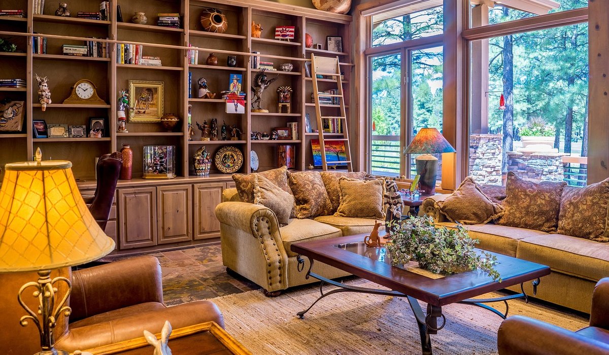 Simple shelf styling ideas for everyday living rooms